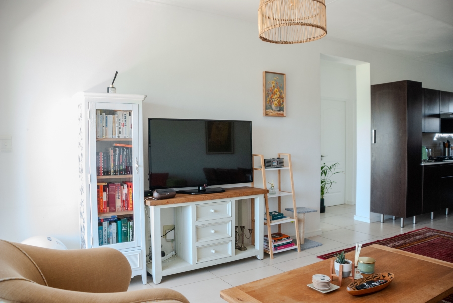 To Let 2 Bedroom Property for Rent in De Velde Western Cape